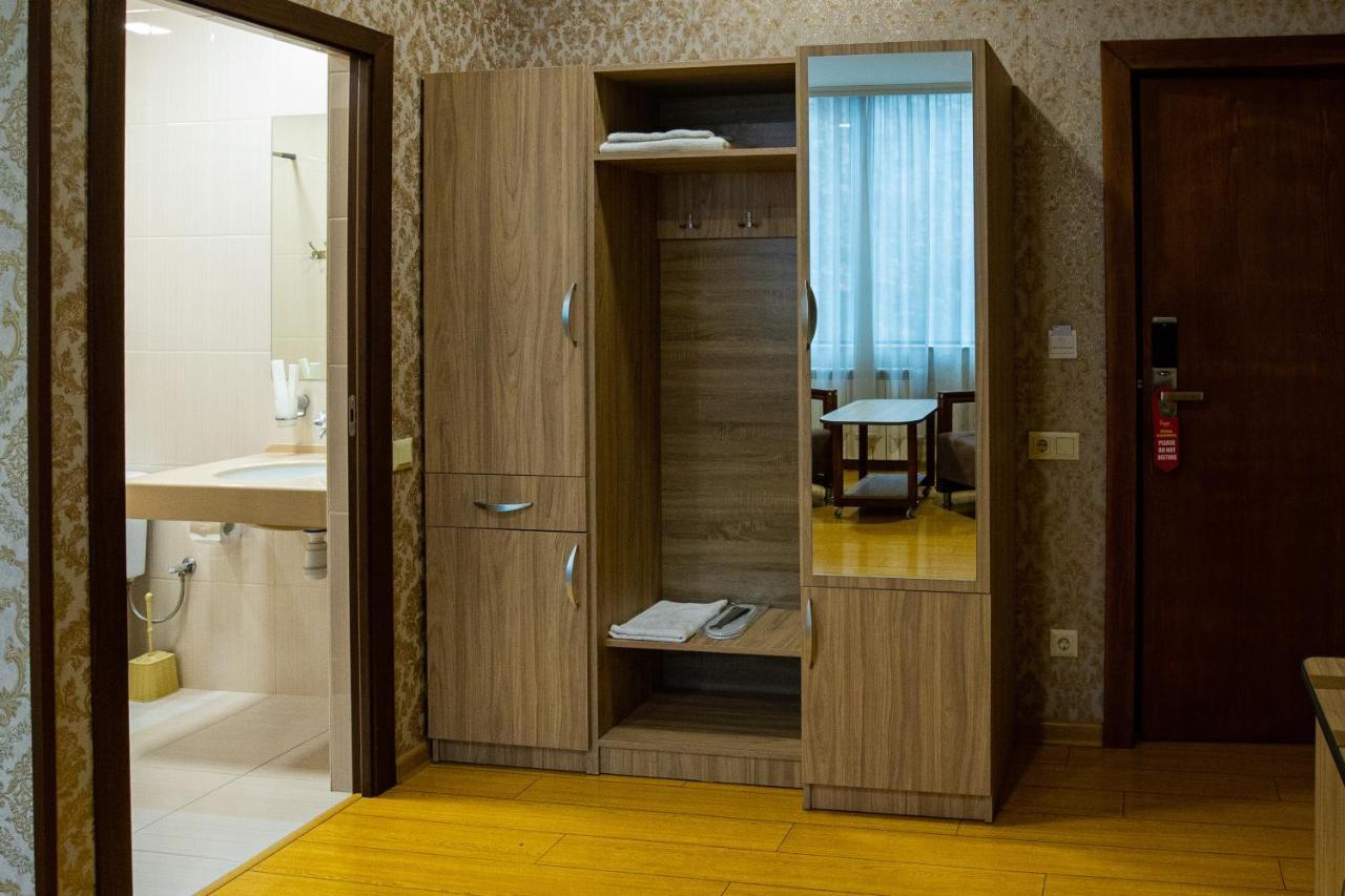 Inga Hotel Yerevan Ngoại thất bức ảnh