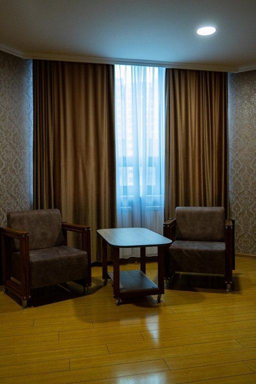 Inga Hotel Yerevan Ngoại thất bức ảnh